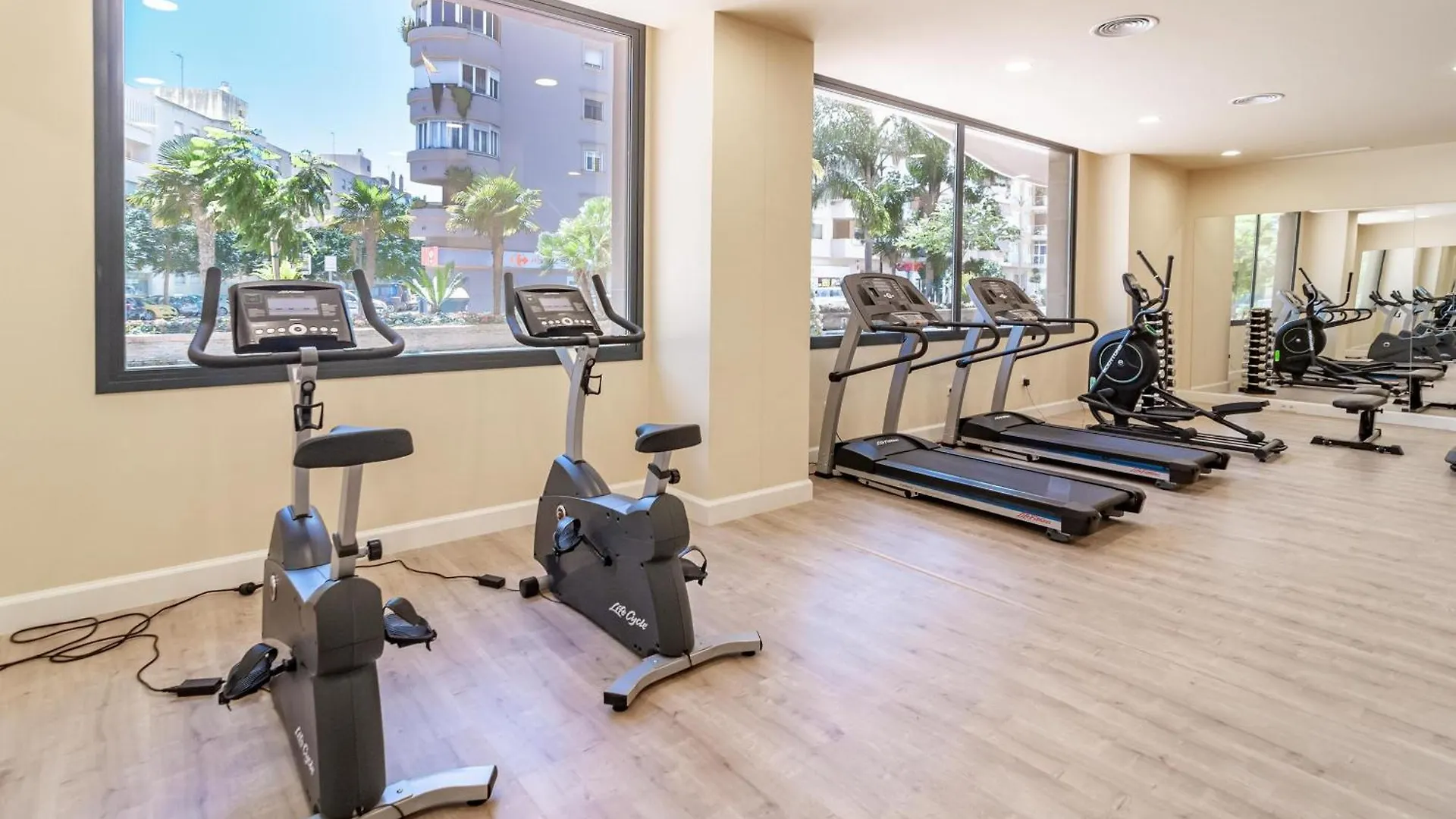 Inf26F - Modern And Bright City Apartment Estepona Spain