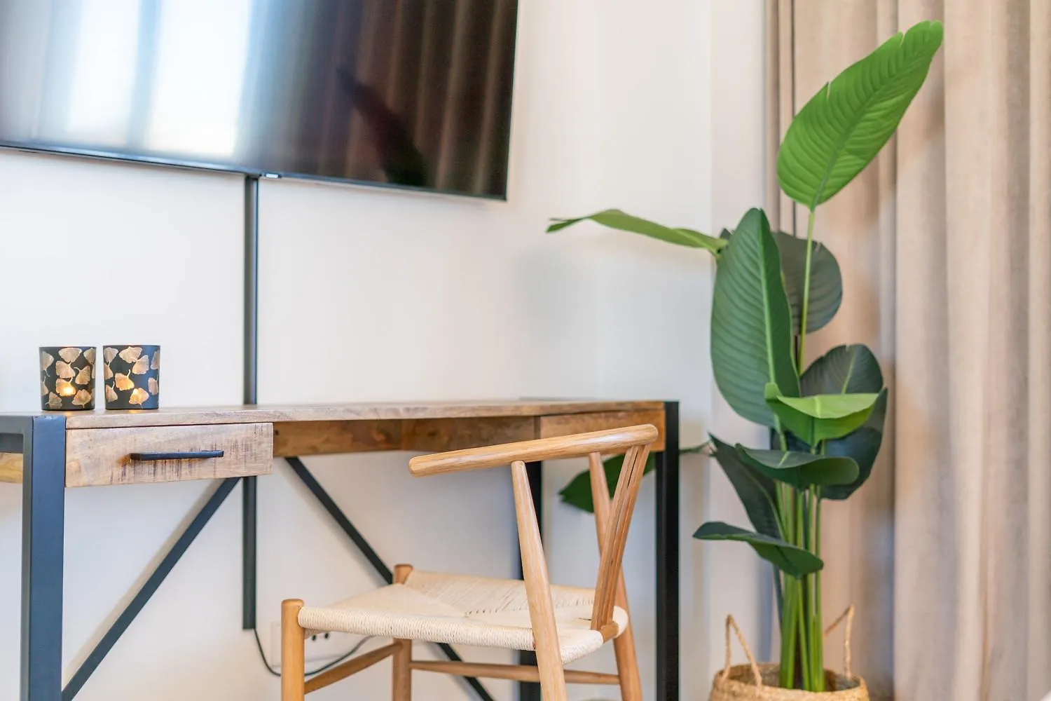 Inf26F - Modern And Bright City Apartment Estepona